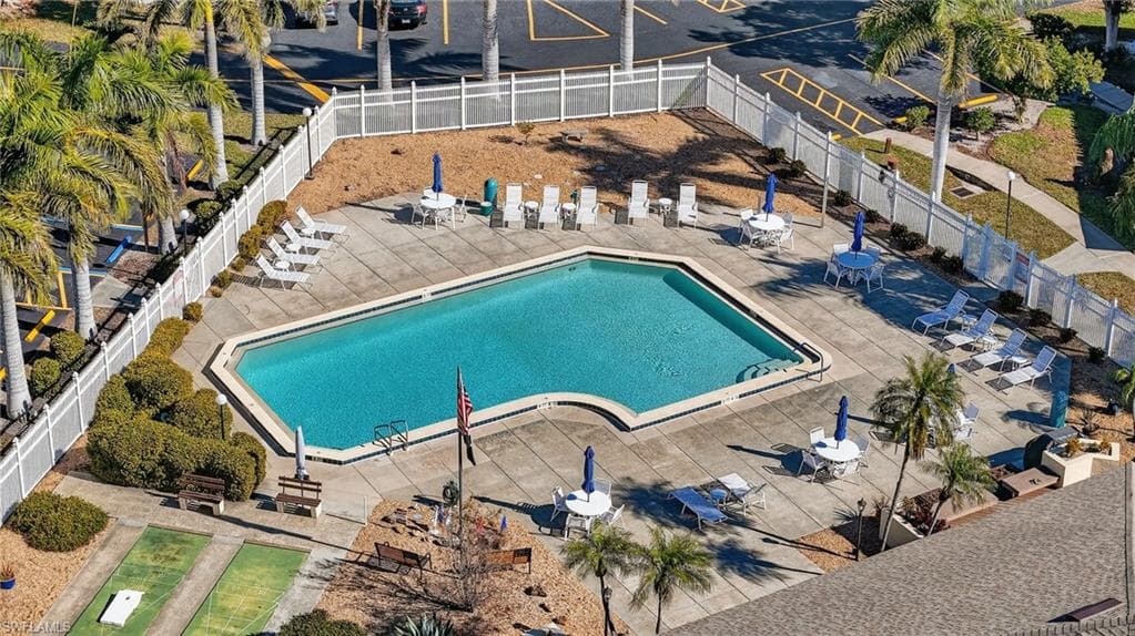1209 SE 8th ST # 111, CAPE CORAL FL 33990-33