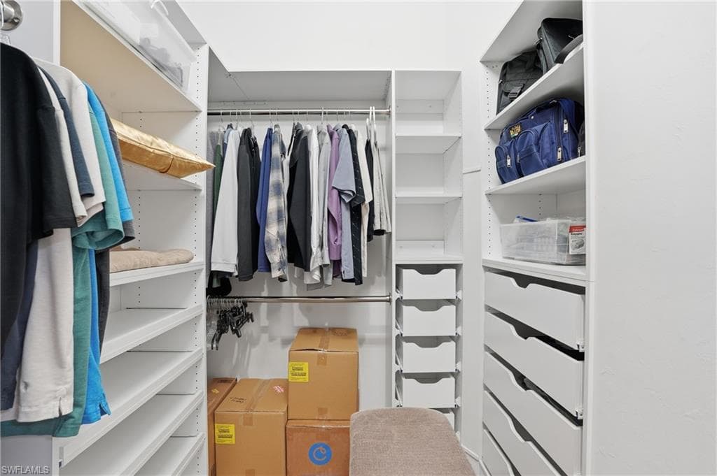 11655 Solano DR, FORT MYERS FL 33966-23