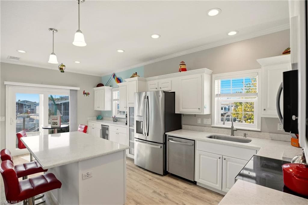 35 Emily LN, FORT MYERS BEACH FL 33931-5