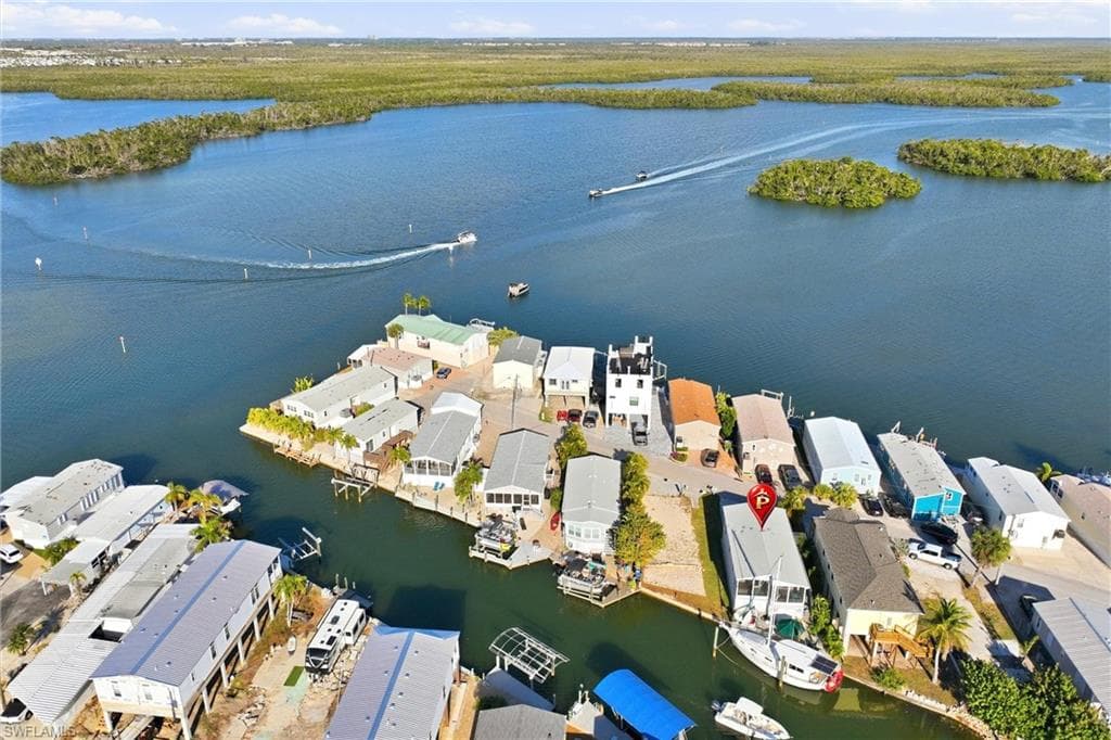 35 Emily LN, FORT MYERS BEACH FL 33931-25