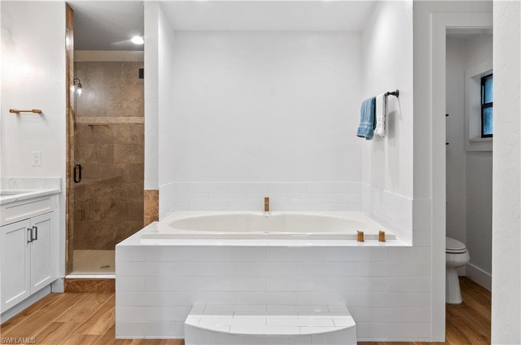 13308 Island RD, FORT MYERS FL 33905-20