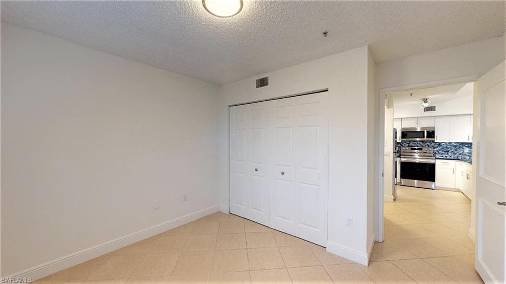 1210 Wildwood Lakes BLVD # 306, NAPLES FL 34104-8