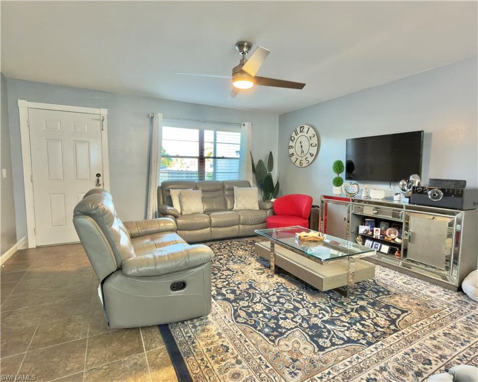 1104 SE 8th ST # 5, CAPE CORAL FL 33990-2