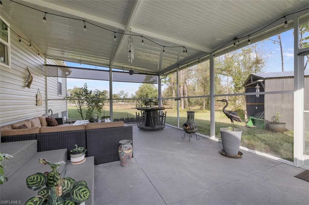 6885 Rich RD, NORTH FORT MYERS FL 33917-18