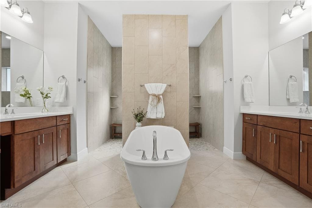 3707 5th AVE SW, NAPLES FL 34117-17