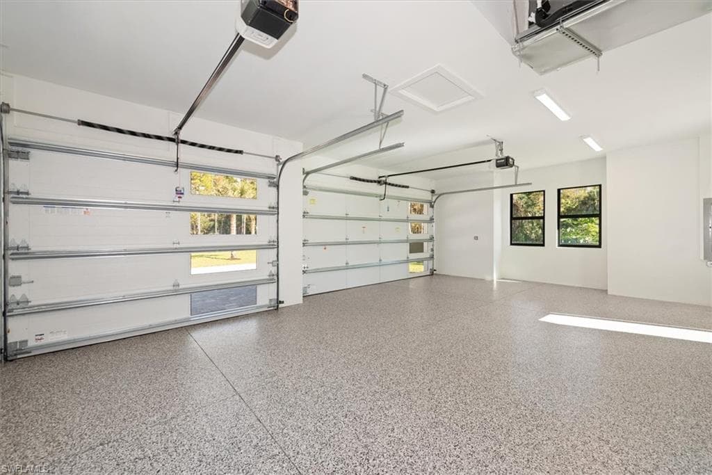 5080 Hickory Wood DR, NAPLES FL 34119-32