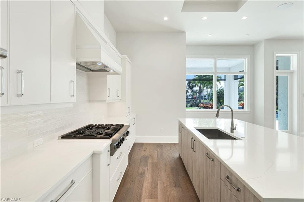 16716 Enclave CIR-11