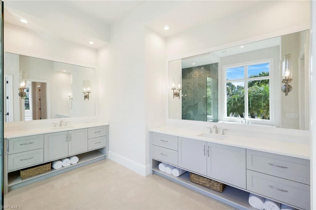16716 Enclave CIR-34