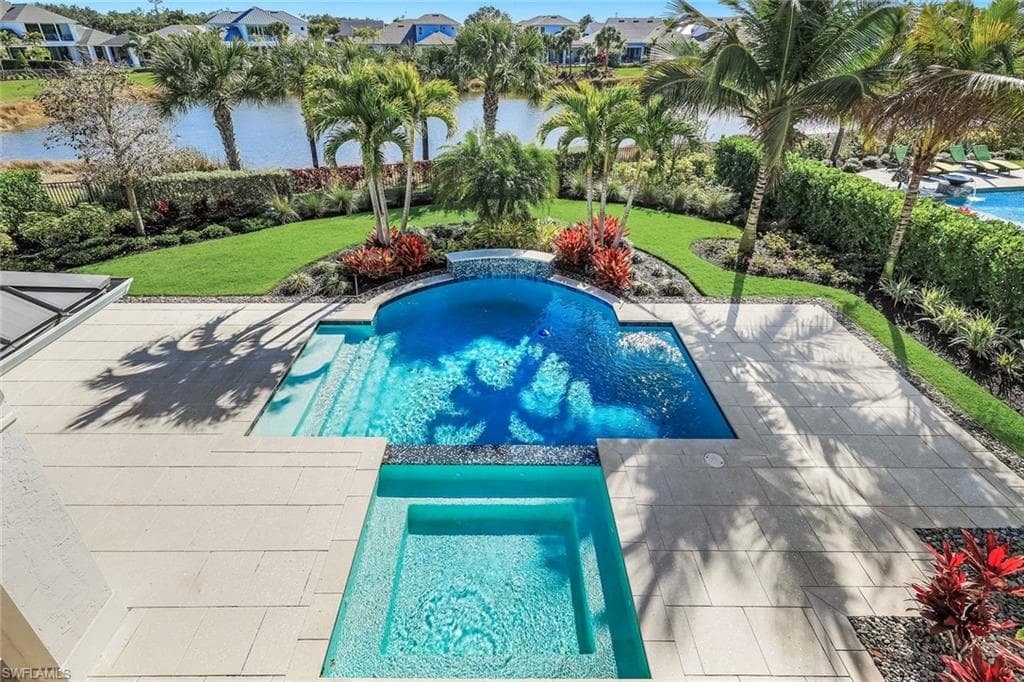 16716 Enclave CIR-28