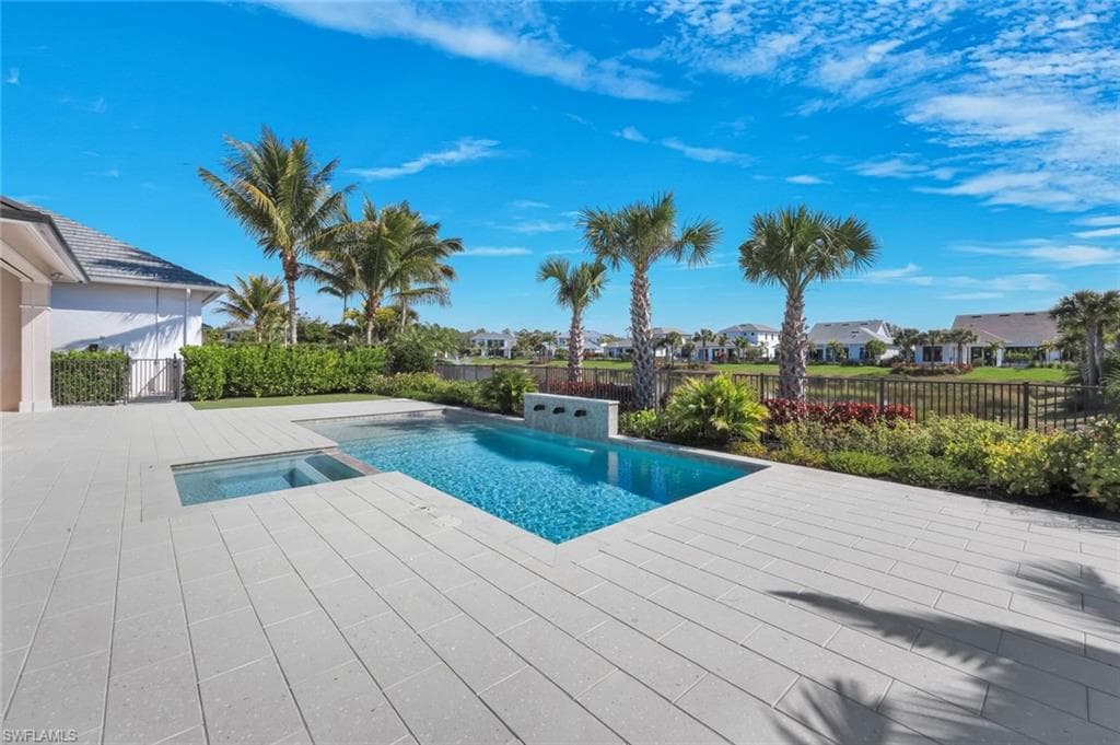16728 Enclave CIR-44