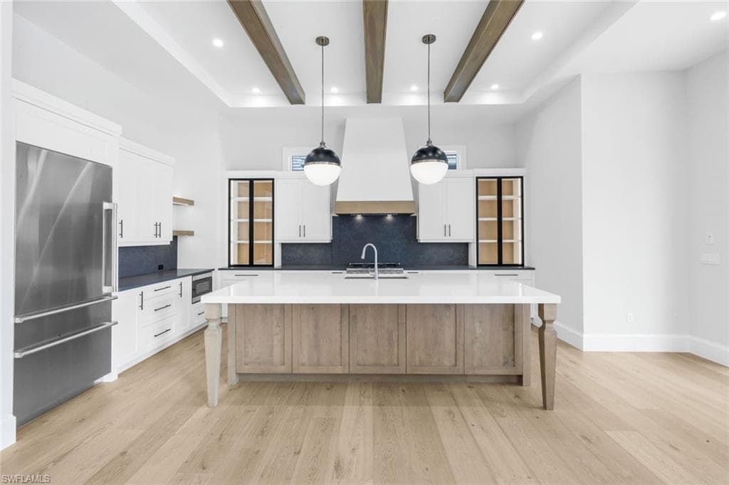 16728 Enclave CIR-15