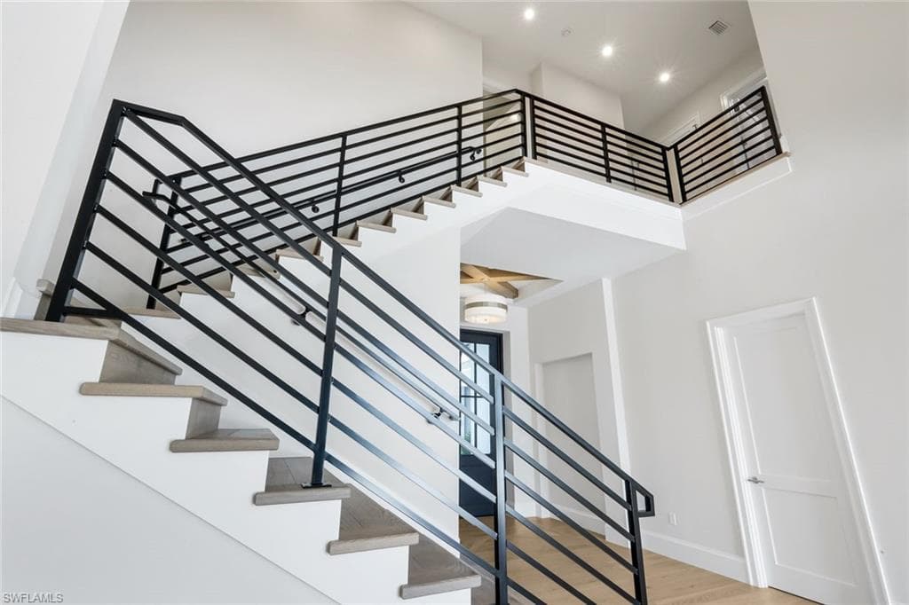 16728 Enclave CIR-26