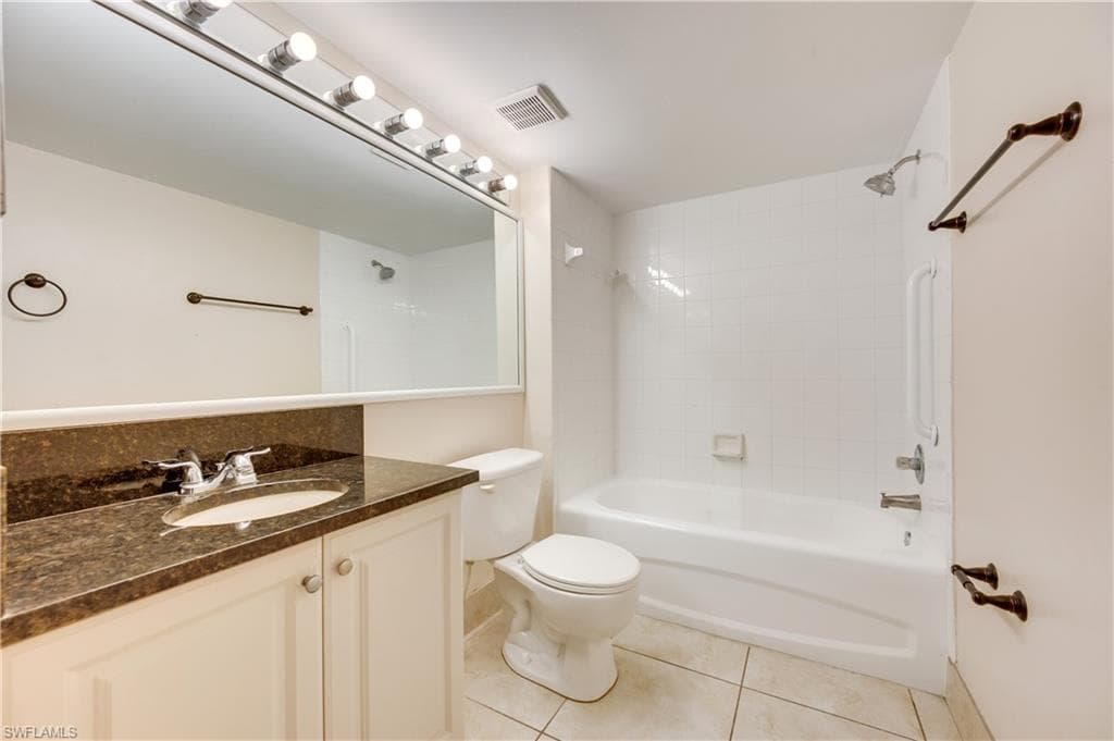 1210 Wildwood Lakes BLVD # 106, NAPLES FL 34104-2