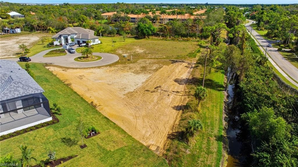 15860 Hampton View CT-4