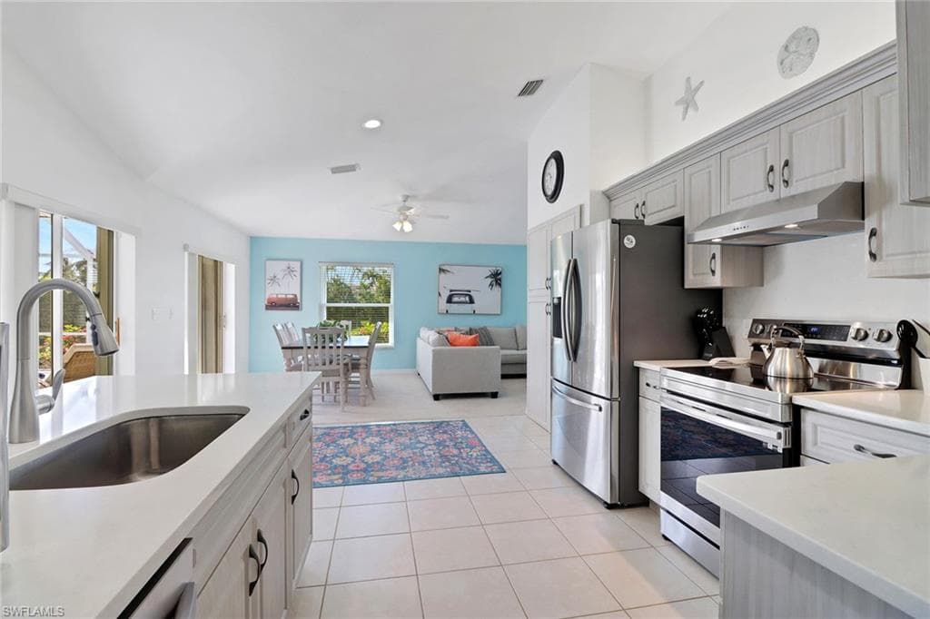 205 Sand Hill ST, MARCO ISLAND FL 34145-30