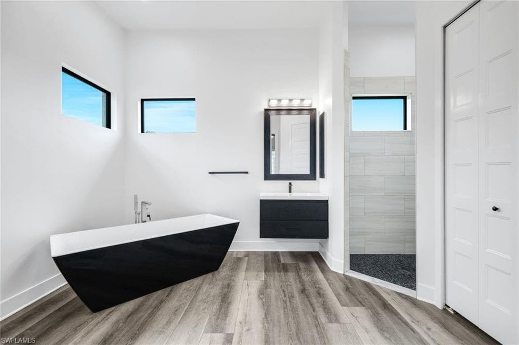 14051 BINGHAMPTON DR, FORT MYERS FL 33905-21