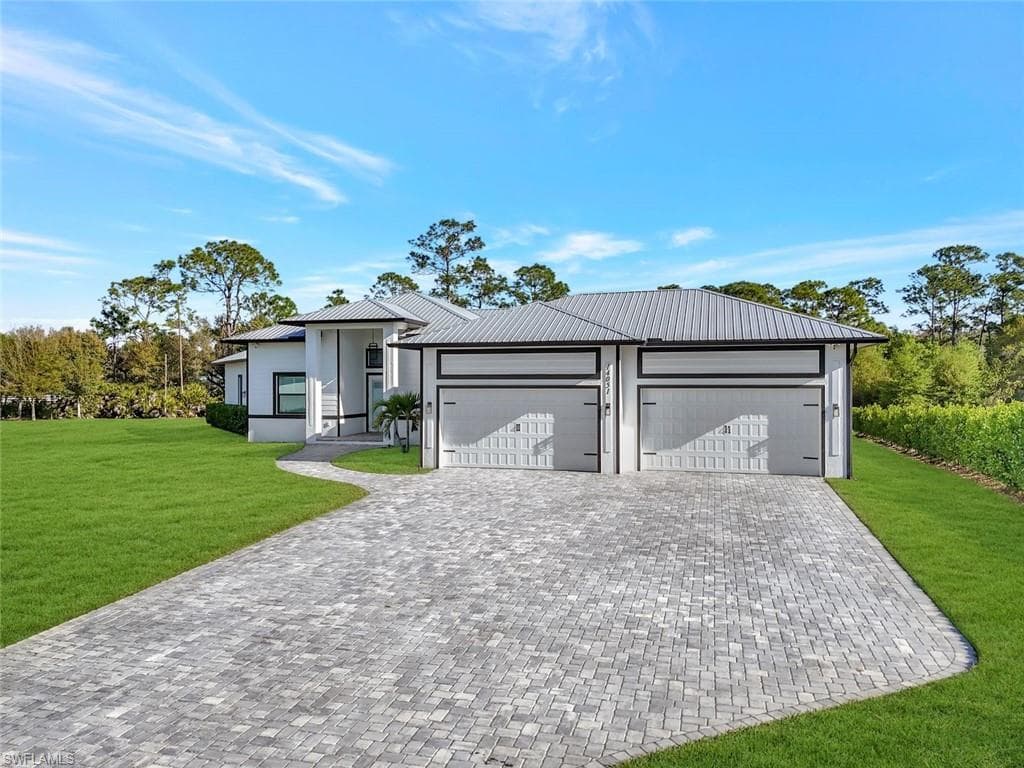 14051 BINGHAMPTON DR, FORT MYERS FL 33905-8