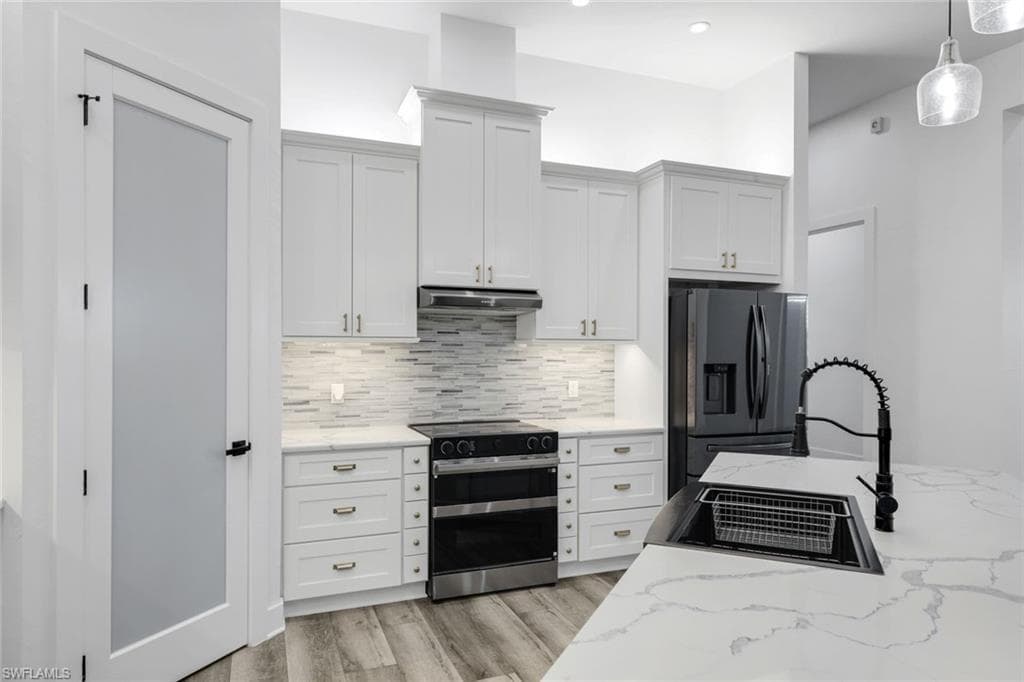 14051 BINGHAMPTON DR, FORT MYERS FL 33905-13