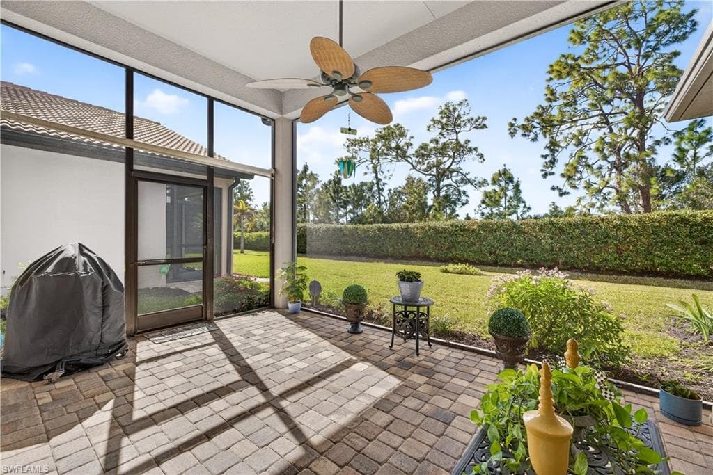 23268 Sanabria LOOP, BONITA SPRINGS FL 34135-7