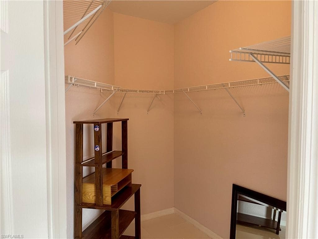 2895 Orange Grove TRL, NAPLES FL 34120-26