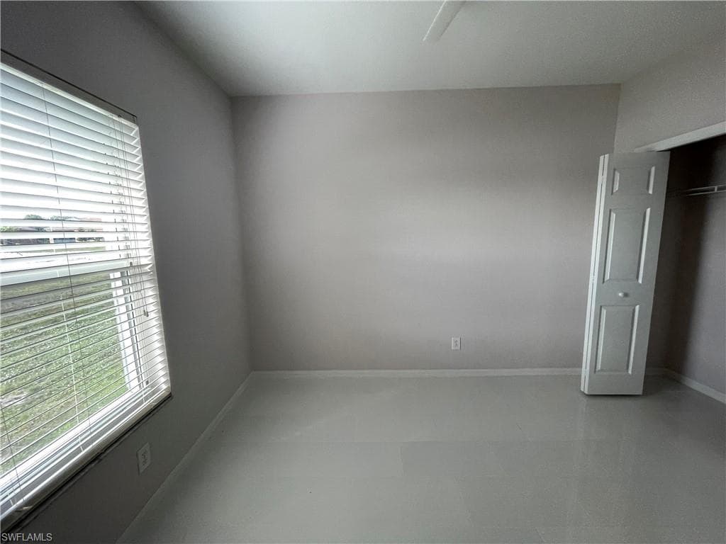 2895 Orange Grove TRL, NAPLES FL 34120-5