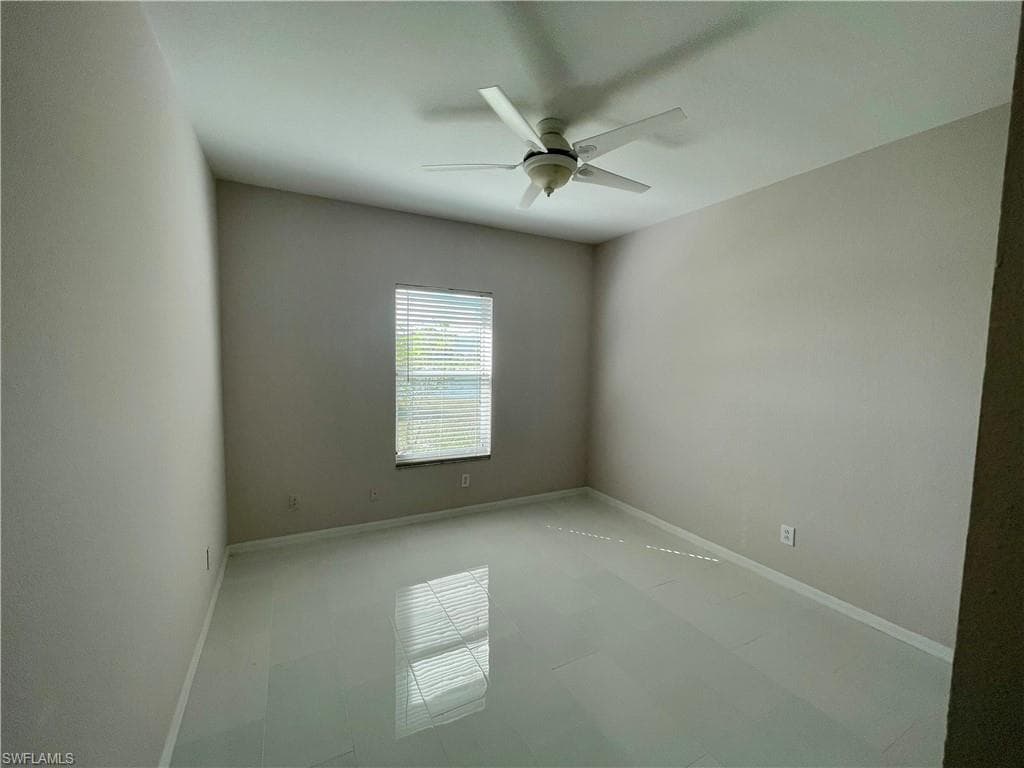 2895 Orange Grove TRL, NAPLES FL 34120-16
