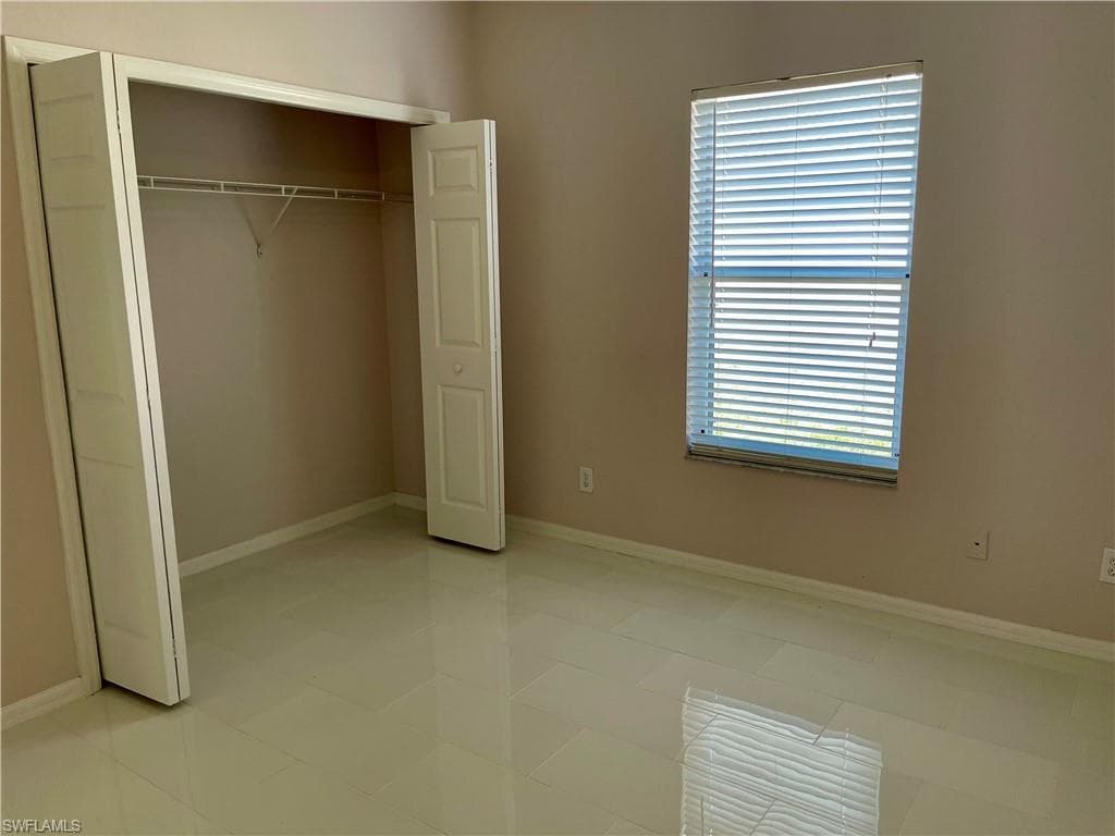 2895 Orange Grove TRL, NAPLES FL 34120-21