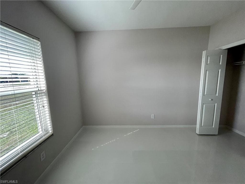 2895 Orange Grove TRL, NAPLES FL 34120-17