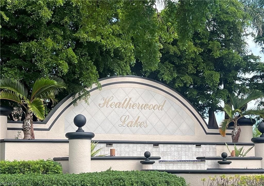 2149 Cape Heather CIR, CAPE CORAL FL 33991-46