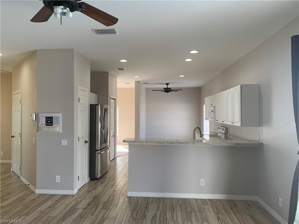 2149 Cape Heather CIR, CAPE CORAL FL 33991-9