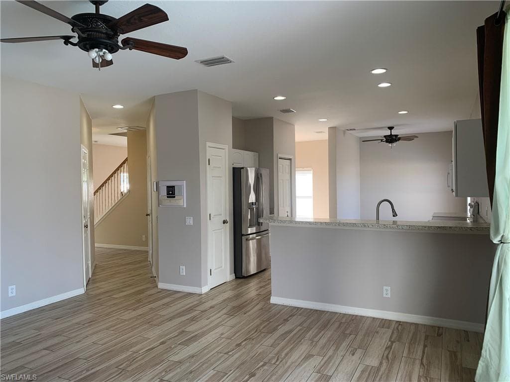 2149 Cape Heather CIR, CAPE CORAL FL 33991-7