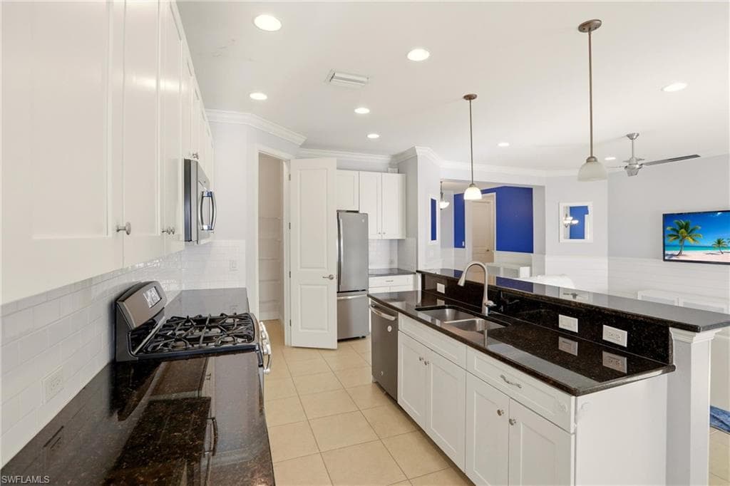 8554 Big Mangrove DR-12