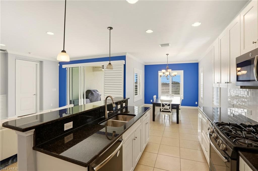 8554 Big Mangrove DR-11