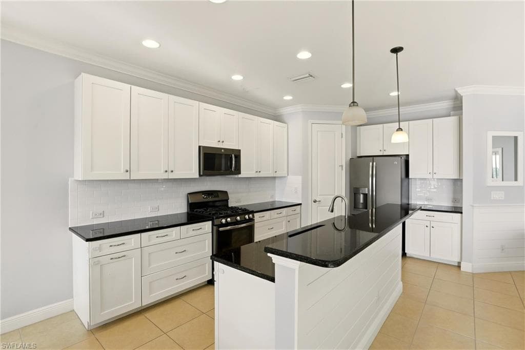 8554 Big Mangrove DR-9