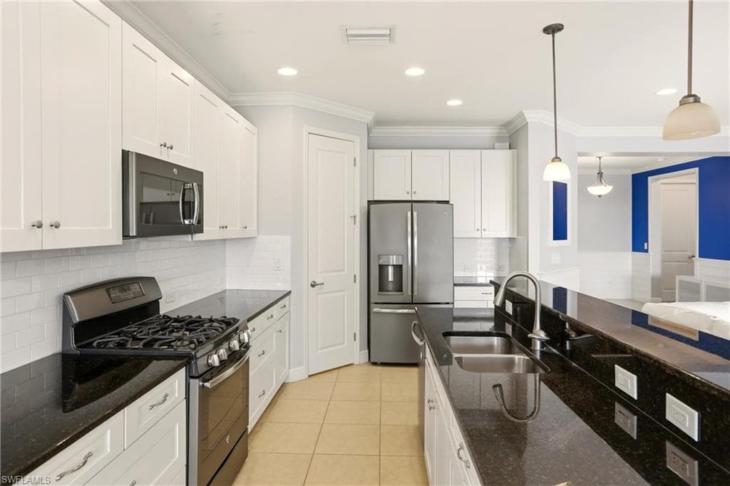 8554 Big Mangrove DR-14