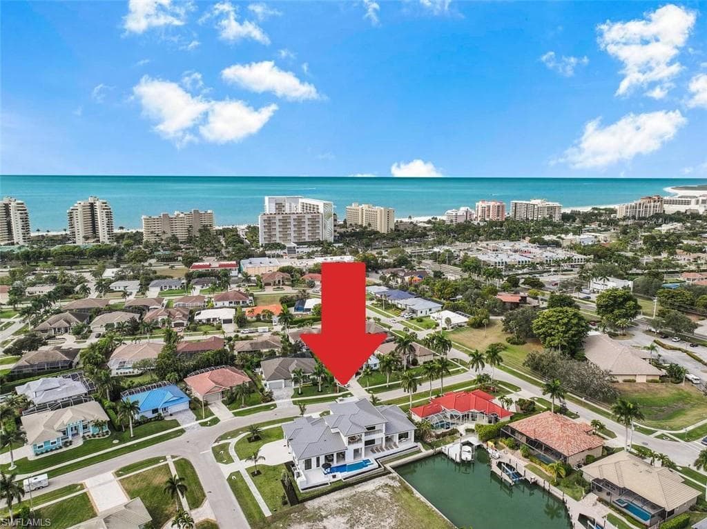 661 Amber DR, MARCO ISLAND FL 34145-44