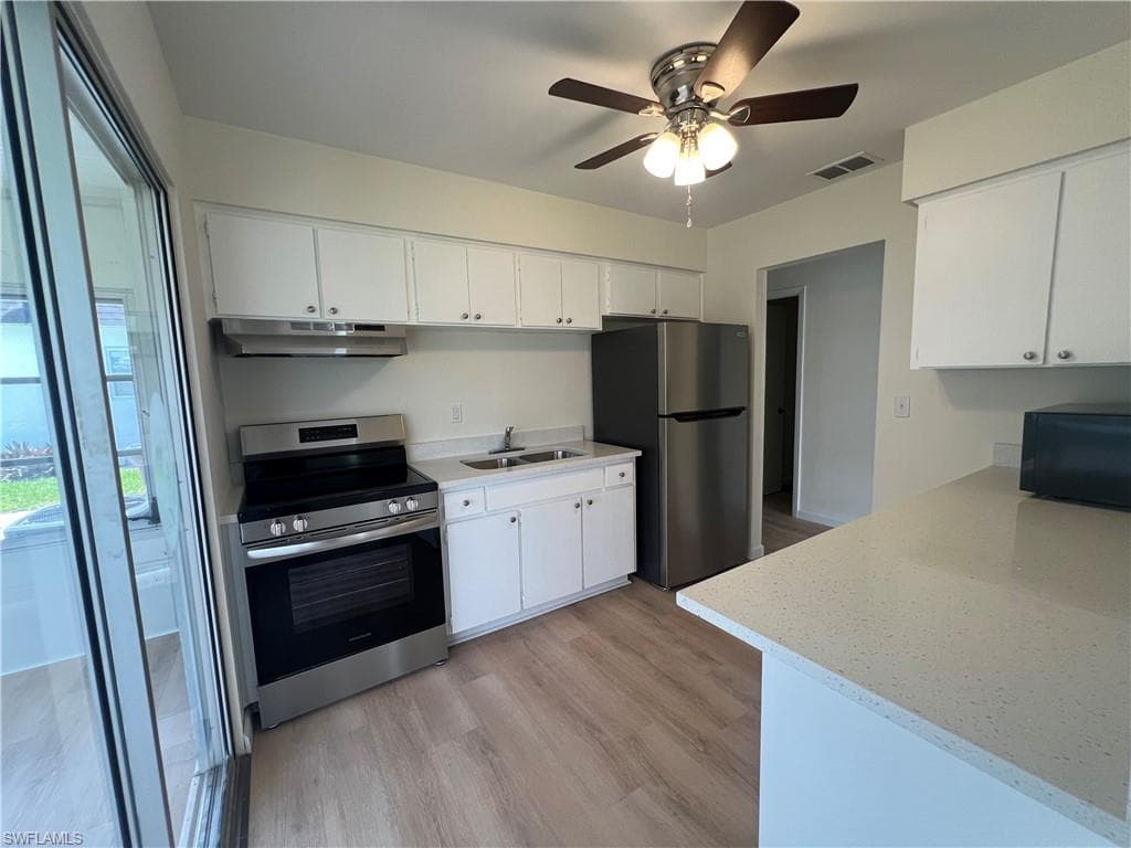 16 Tangerine CT, LEHIGH ACRES FL 33936-5