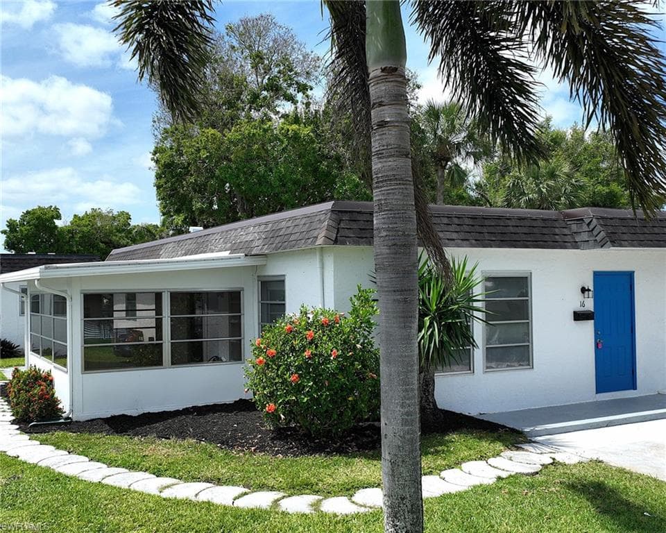 16 Tangerine CT, LEHIGH ACRES FL 33936-20