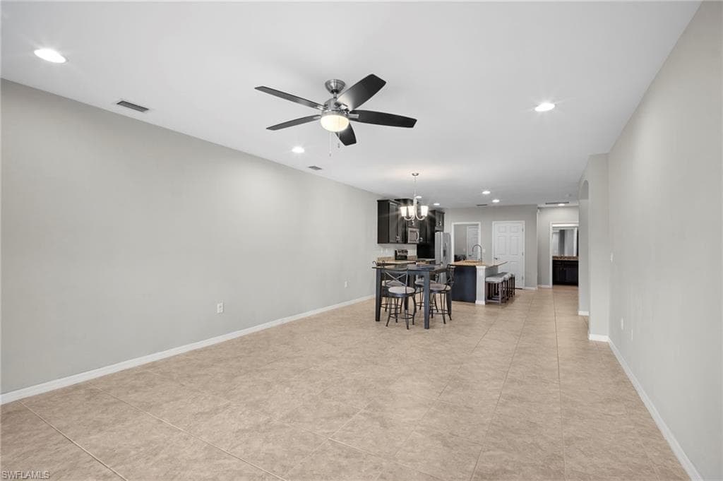 4290 dutchess park RD, FORT MYERS FL 33916-18