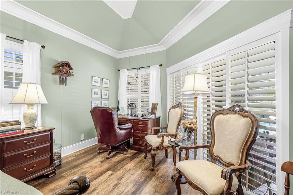 2025 Mission DR, NAPLES FL 34109-21