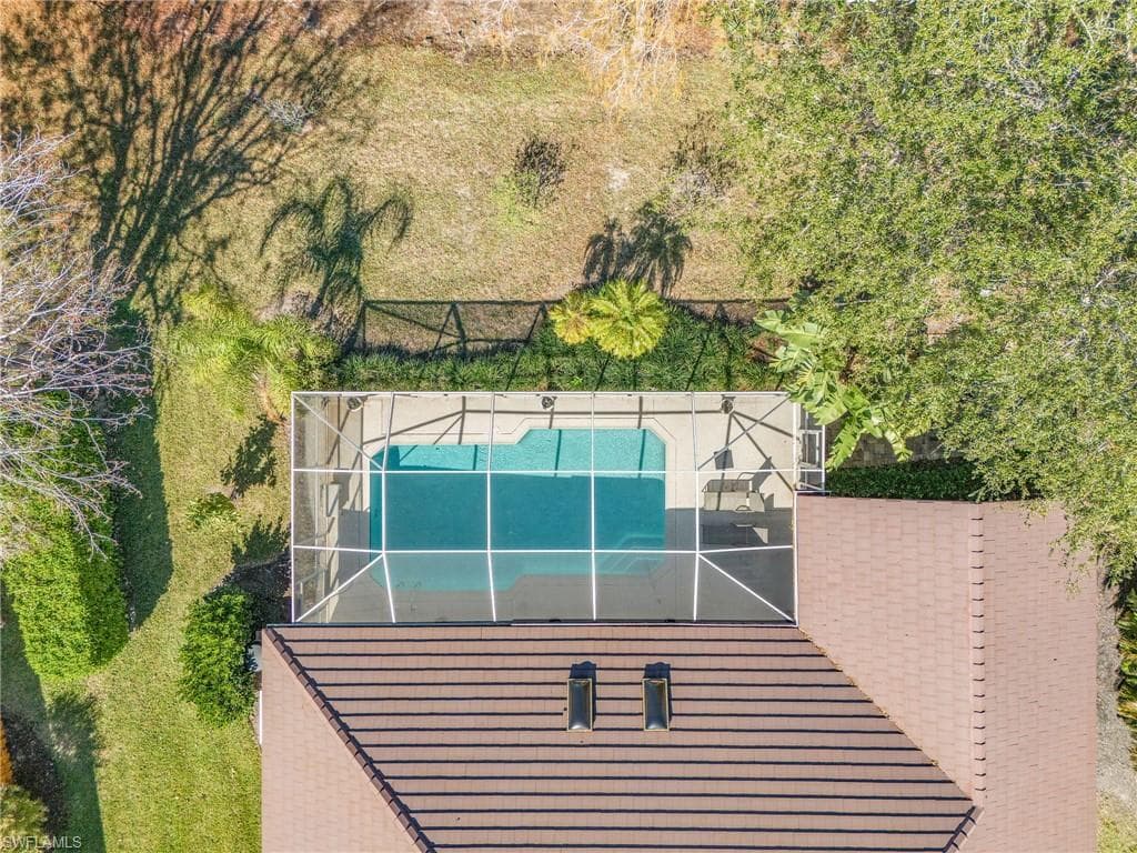 2025 Mission DR, NAPLES FL 34109-35