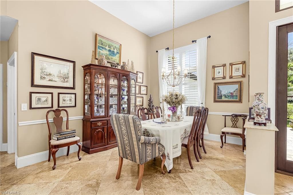 2025 Mission DR, NAPLES FL 34109-7