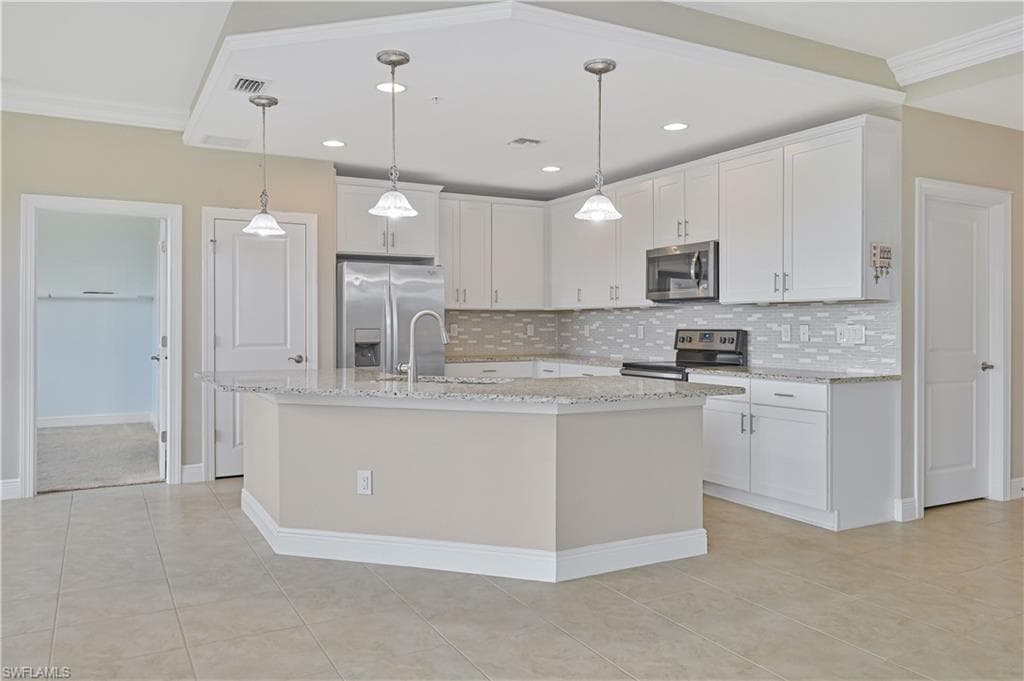 11765 Grand Belvedere WAY 102-1