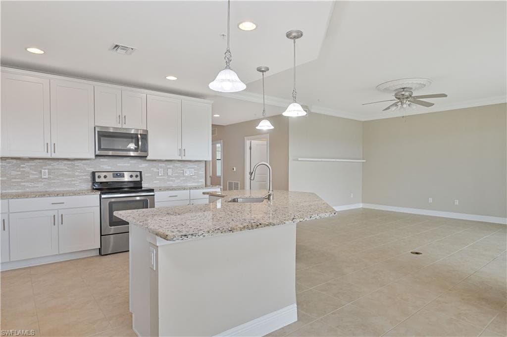 11765 Grand Belvedere WAY 102-20