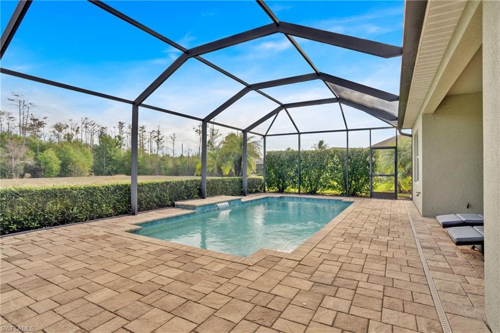 7530 Cypress Walk DR, FORT MYERS FL 33966-28