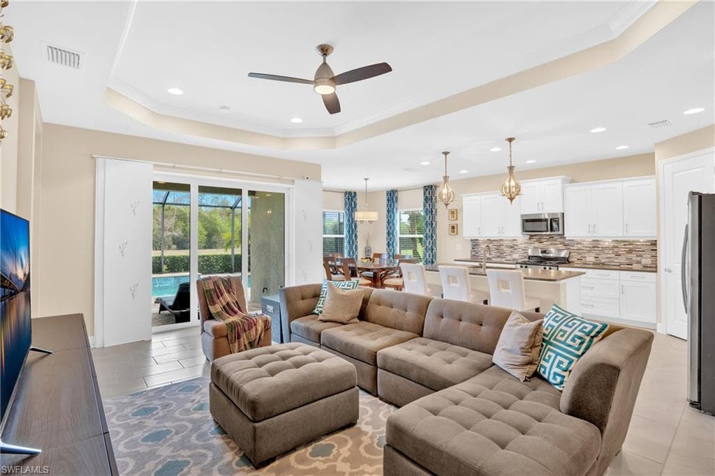7530 Cypress Walk DR, FORT MYERS FL 33966-3