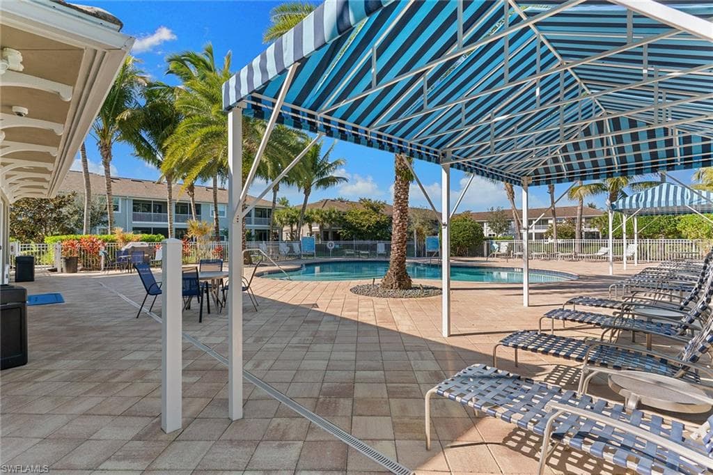 2343 Sheen LN # 401, NAPLES FL 34120-32