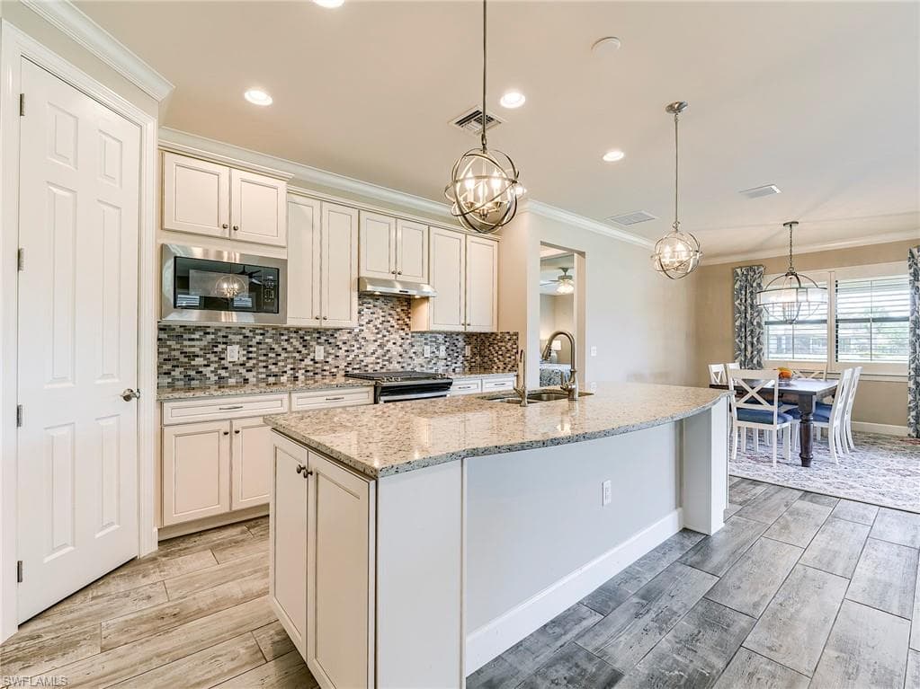 12044 Winfield CIR, FORT MYERS FL 33966-5