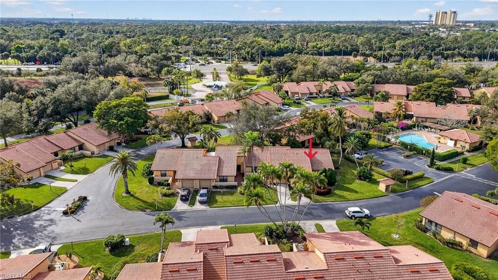 5365 Governors DR, FORT MYERS FL 33907-27