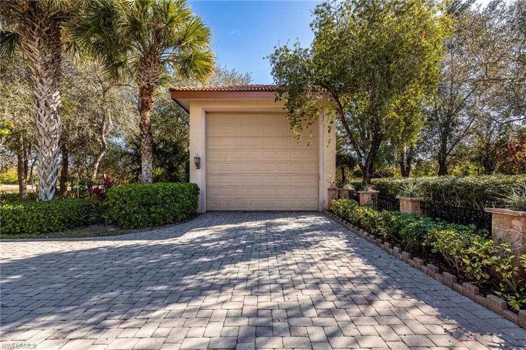 22912 Dayflower LN, ALVA FL 33920-28